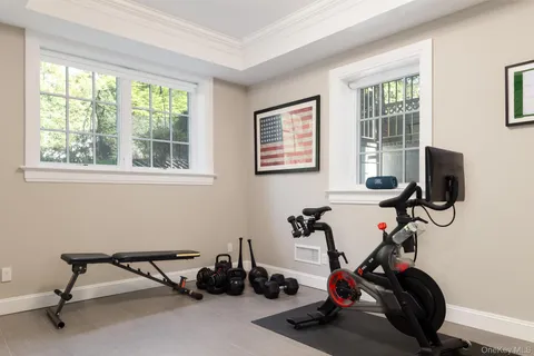 $3,395,000 | 38 Forest Lane, Bronxville, NY 10708
