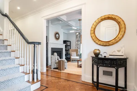 $3,395,000 | 38 Forest Lane, Bronxville, NY 10708