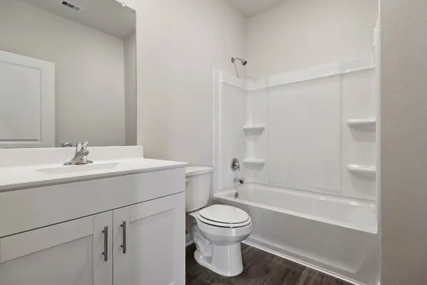 $1,880 | 15619 Plum Brk Drive, Conroe, TX 77303