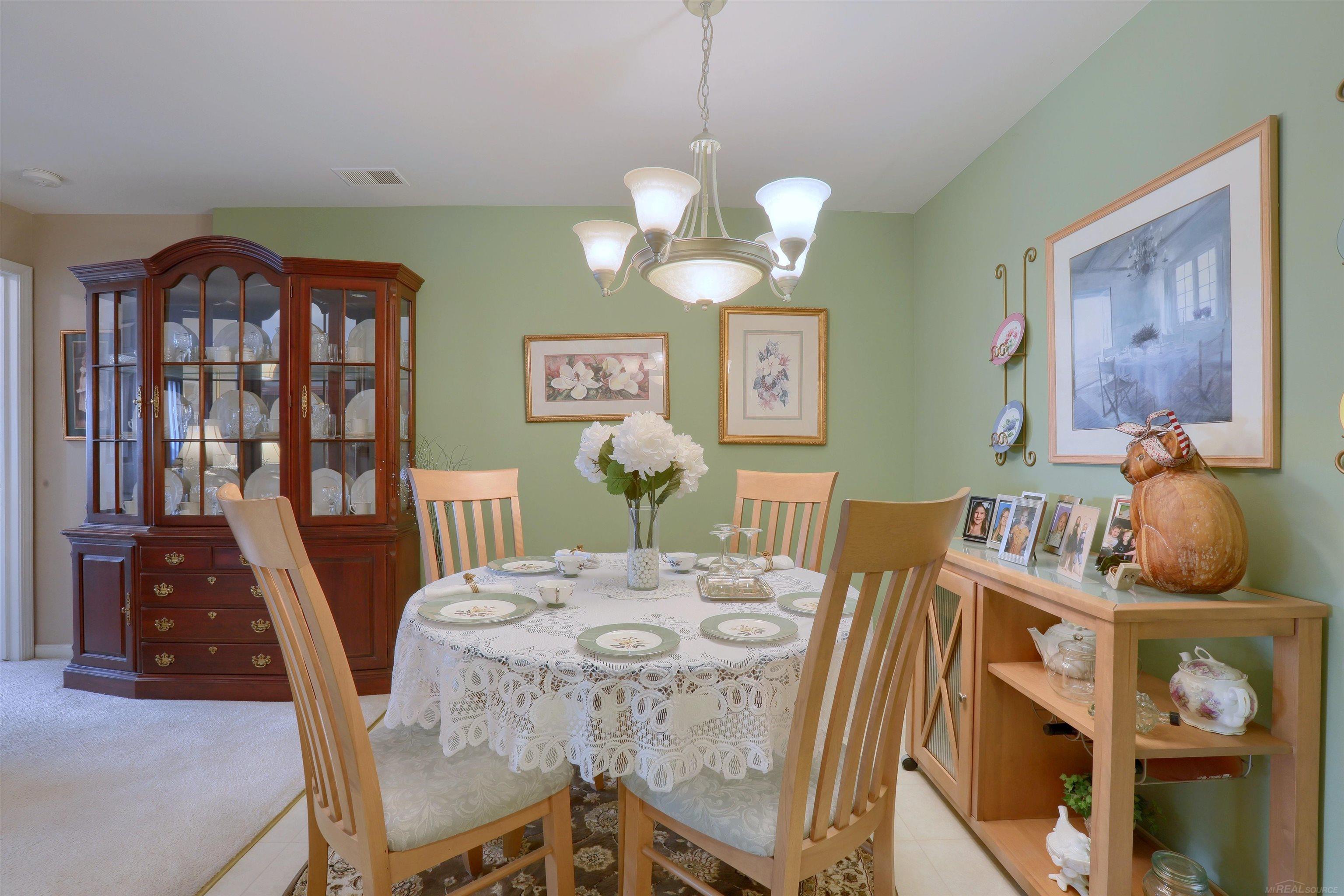 20656 Dunham Road Clinton Township, MI 48038 - Photo 9 of 24 50142123-64681426-1537-430a-9de1-a11b5f7ae46c.JPG