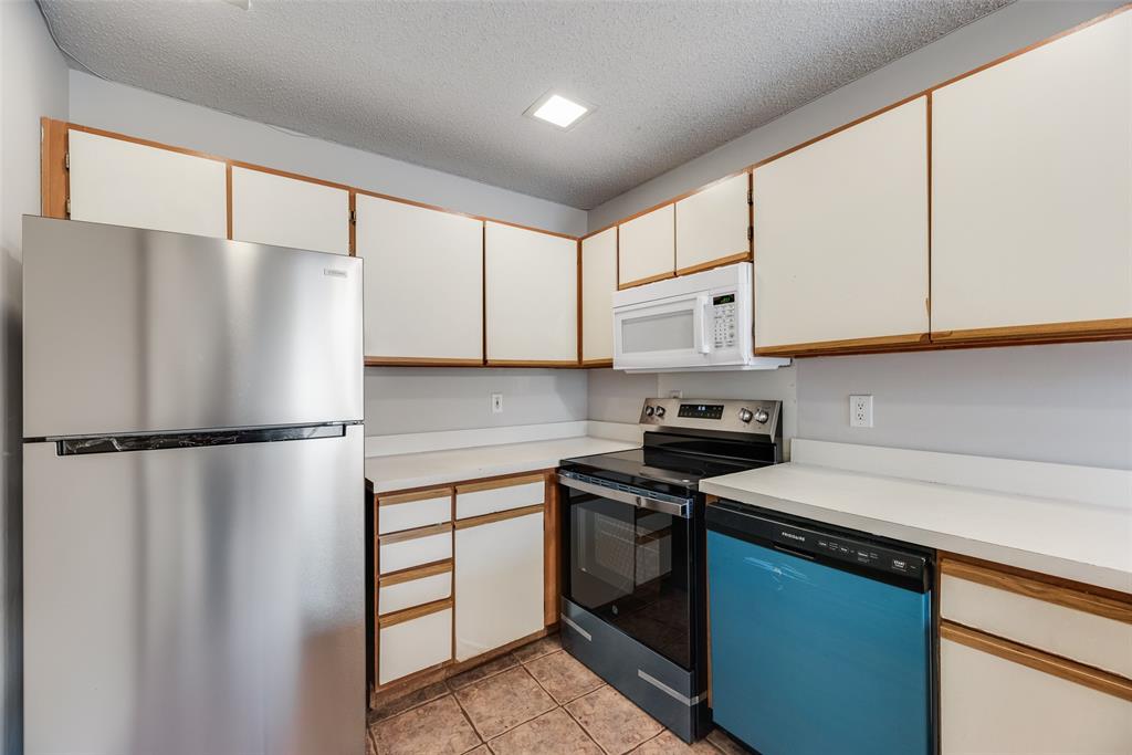 511 Ranch Trail, Unit 117 Irving, TX 75063 - Photo 9 of 22