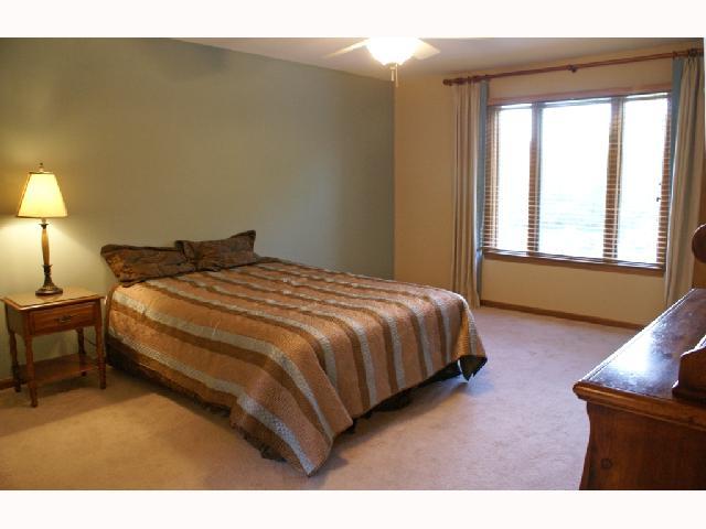 6837 Ravine Circle Columbus, OH 43085 - Photo 5 of 11