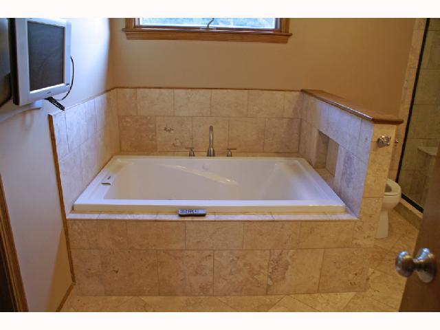 6837 Ravine Circle Columbus, OH 43085 - Photo 7 of 11