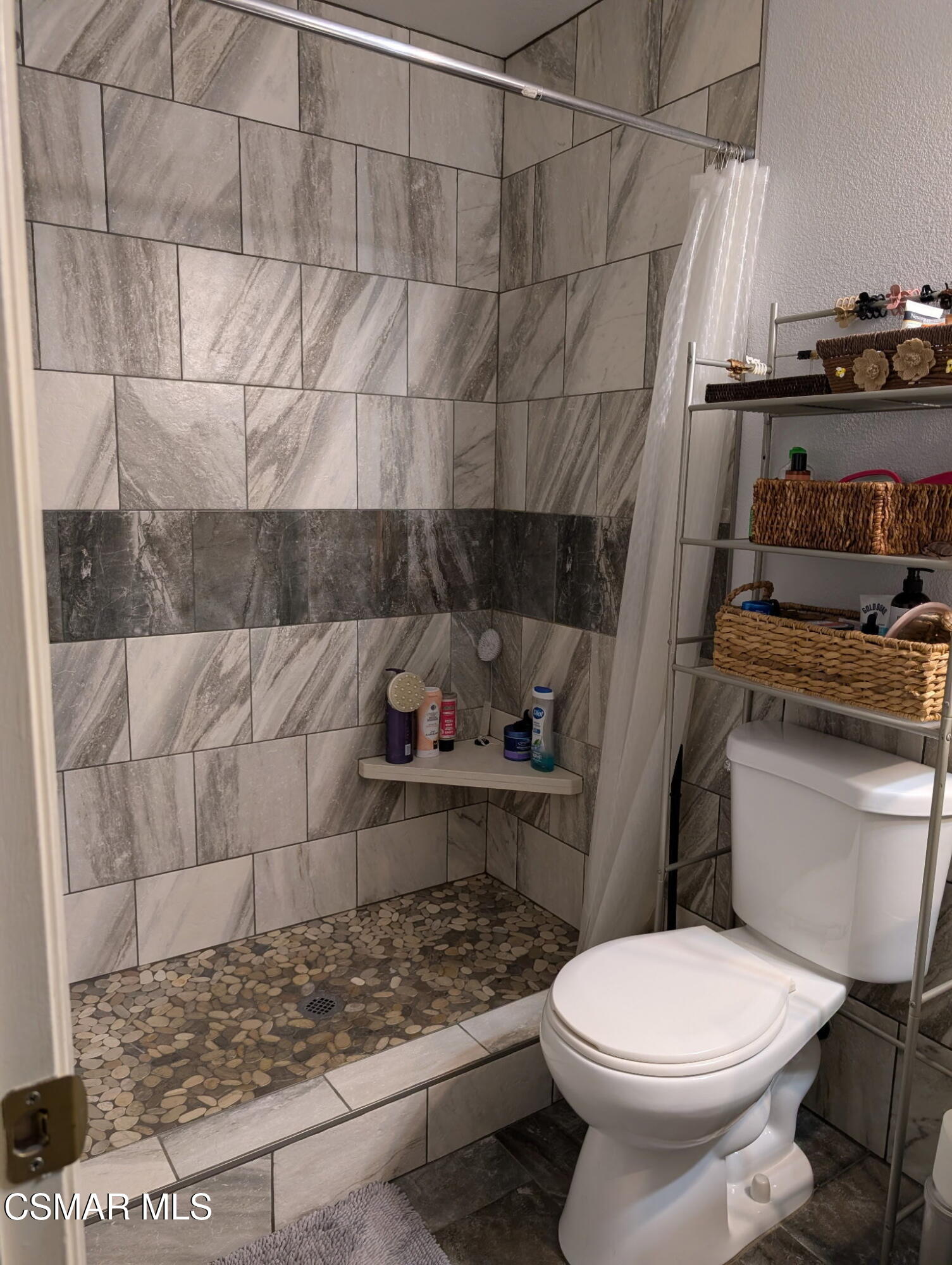 282 Pinon Way Red Bluff, CA 96080 - Photo 26 of 27 step in shower