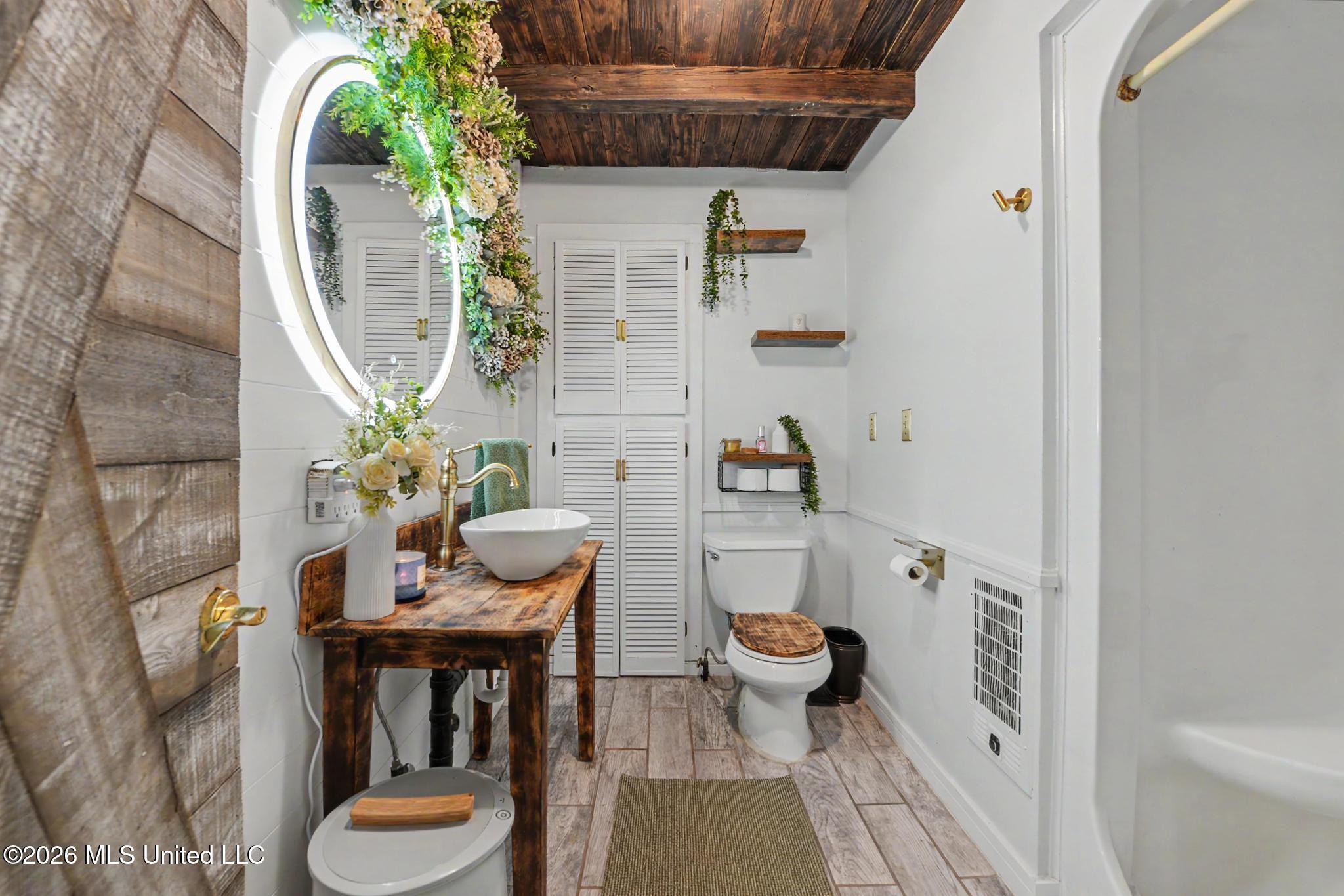 4707 Griffin Street Moss Point, MS 39563 - Photo 15 of 42 016