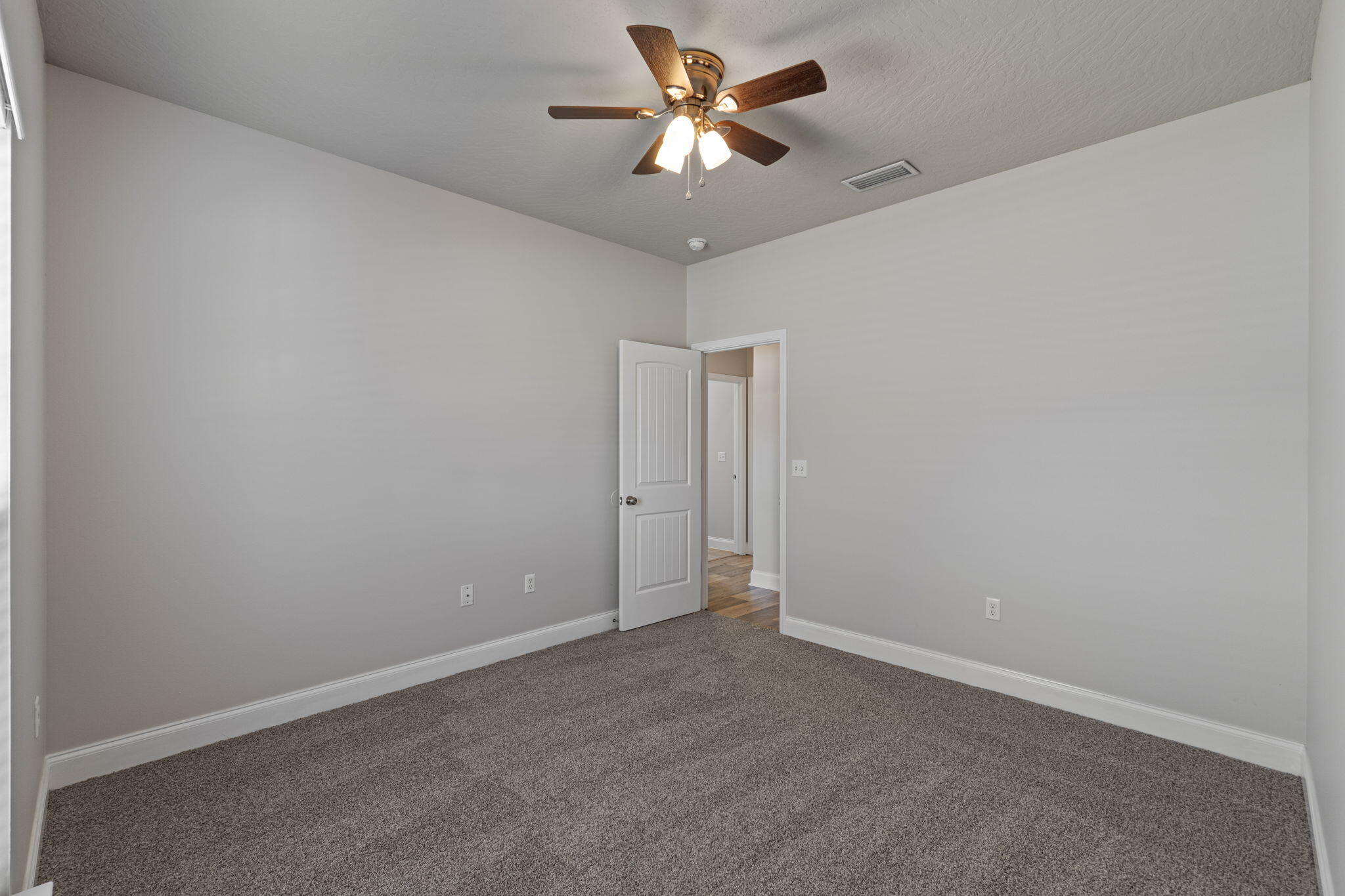 4616 Hermosa Road Crestview, FL 32539 - Photo 19 of 34 Bedroom 3