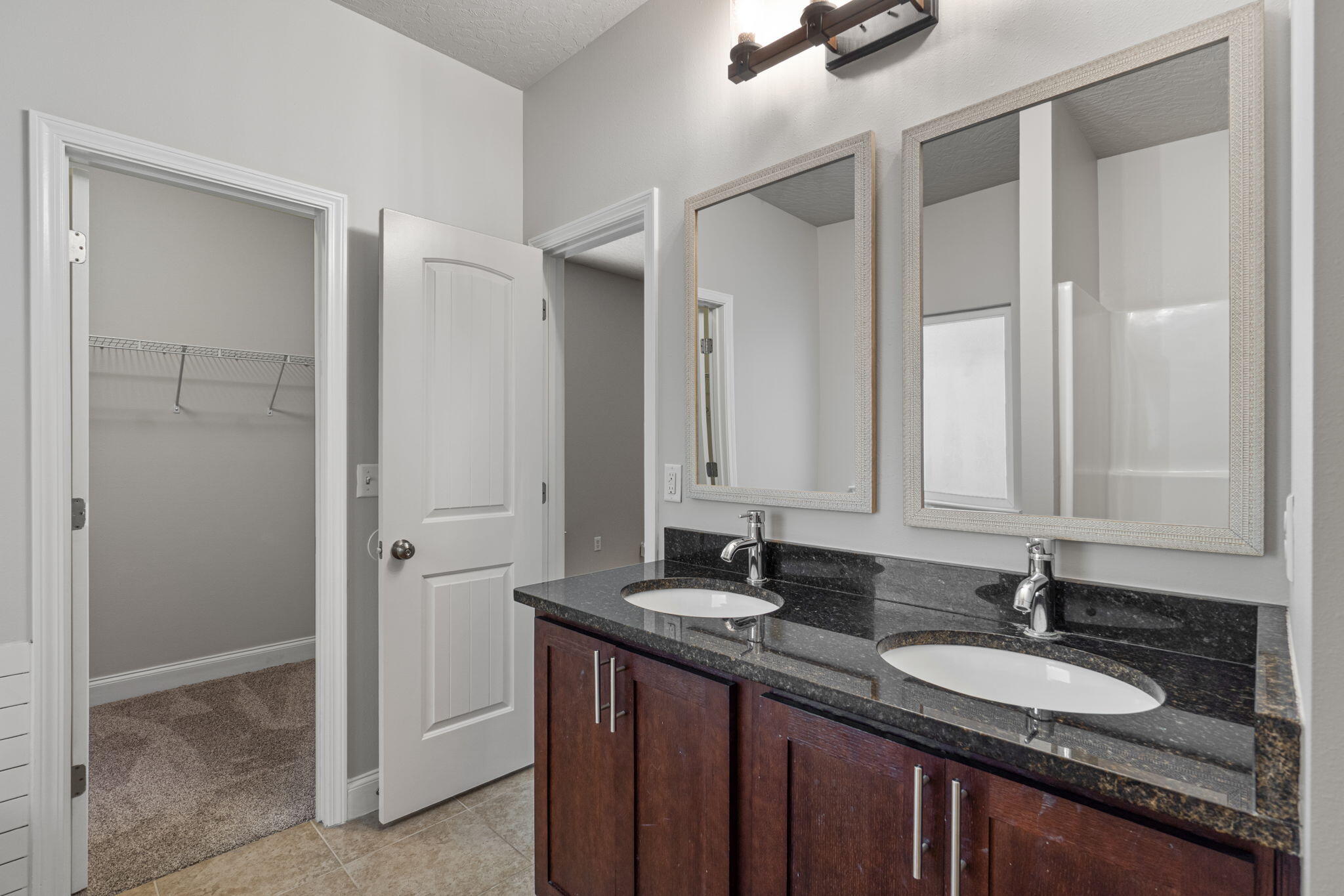 4616 Hermosa Road Crestview, FL 32539 - Photo 30 of 34 Dual vanities, primary