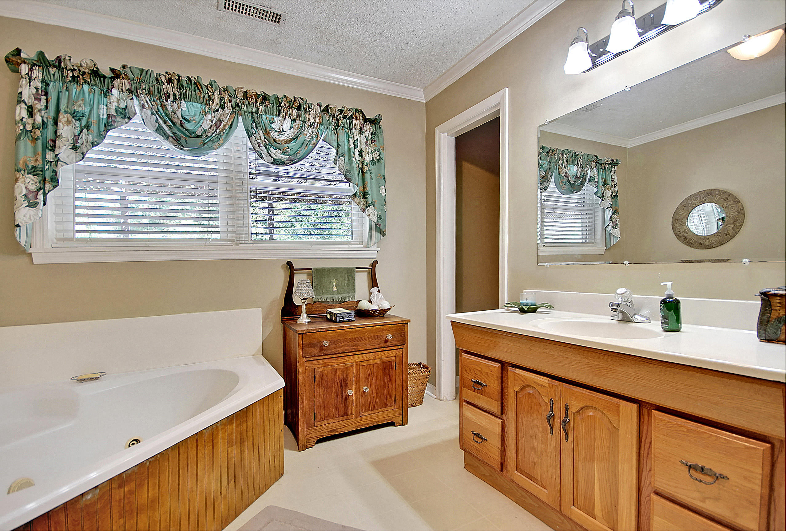 5909 Chisolm Road Johns Island, SC 29455 - Photo 22 of 70 Gallery Image 22
