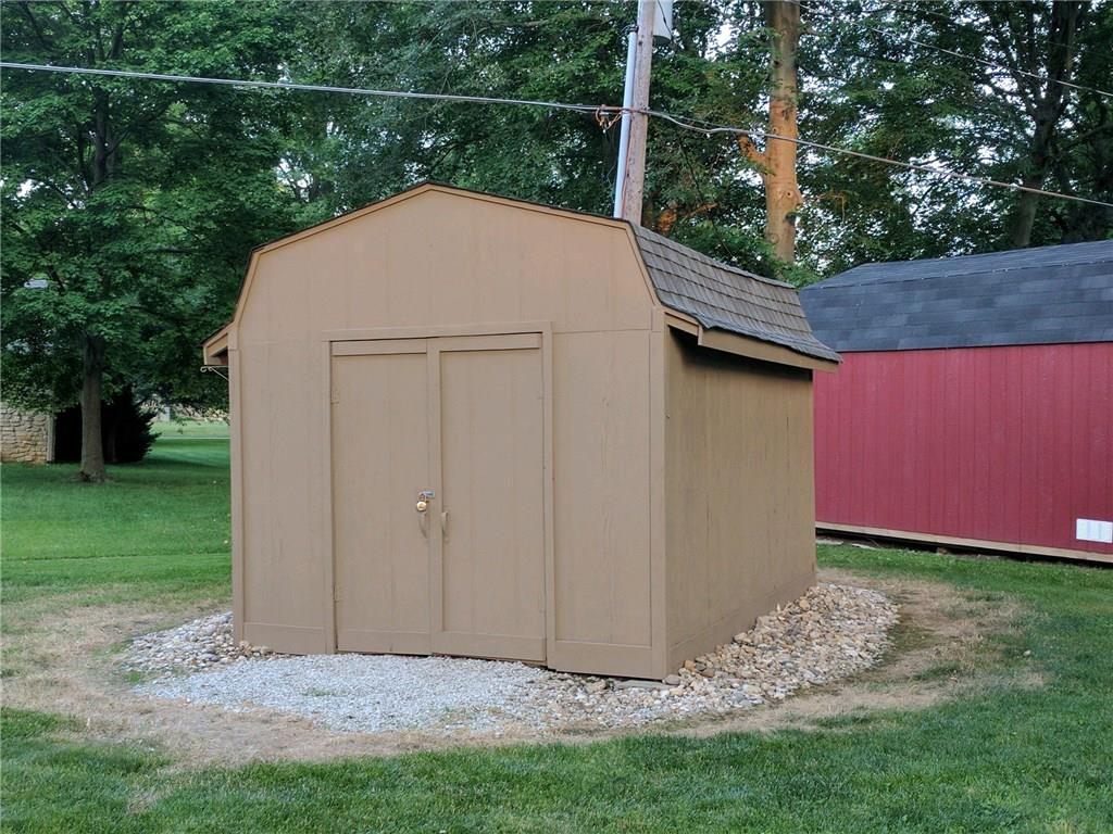 6127 South Carroll Road Indianapolis, IN 46259 - Photo 16 of 20 Gallery Image 16