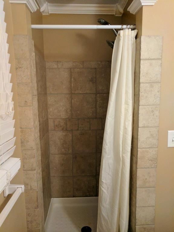 6127 South Carroll Road Indianapolis, IN 46259 - Photo 10 of 20 Gallery Image 10