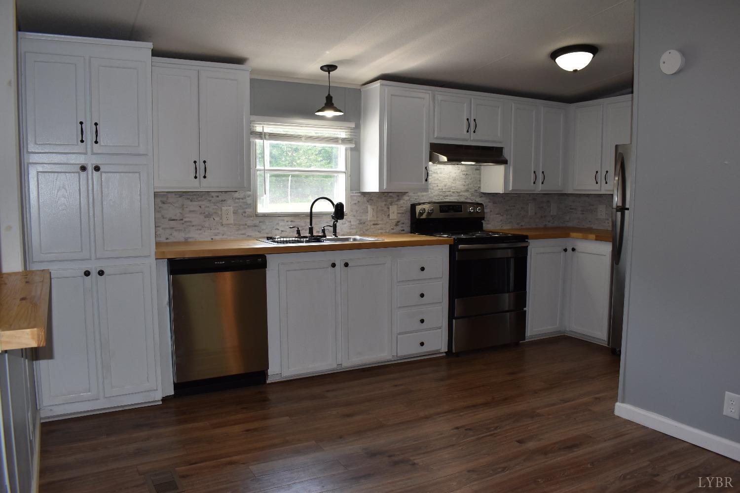 523 Possum Island Road Madison Heights, VA 24572 - Photo 12 of 31 Gallery Image 12
