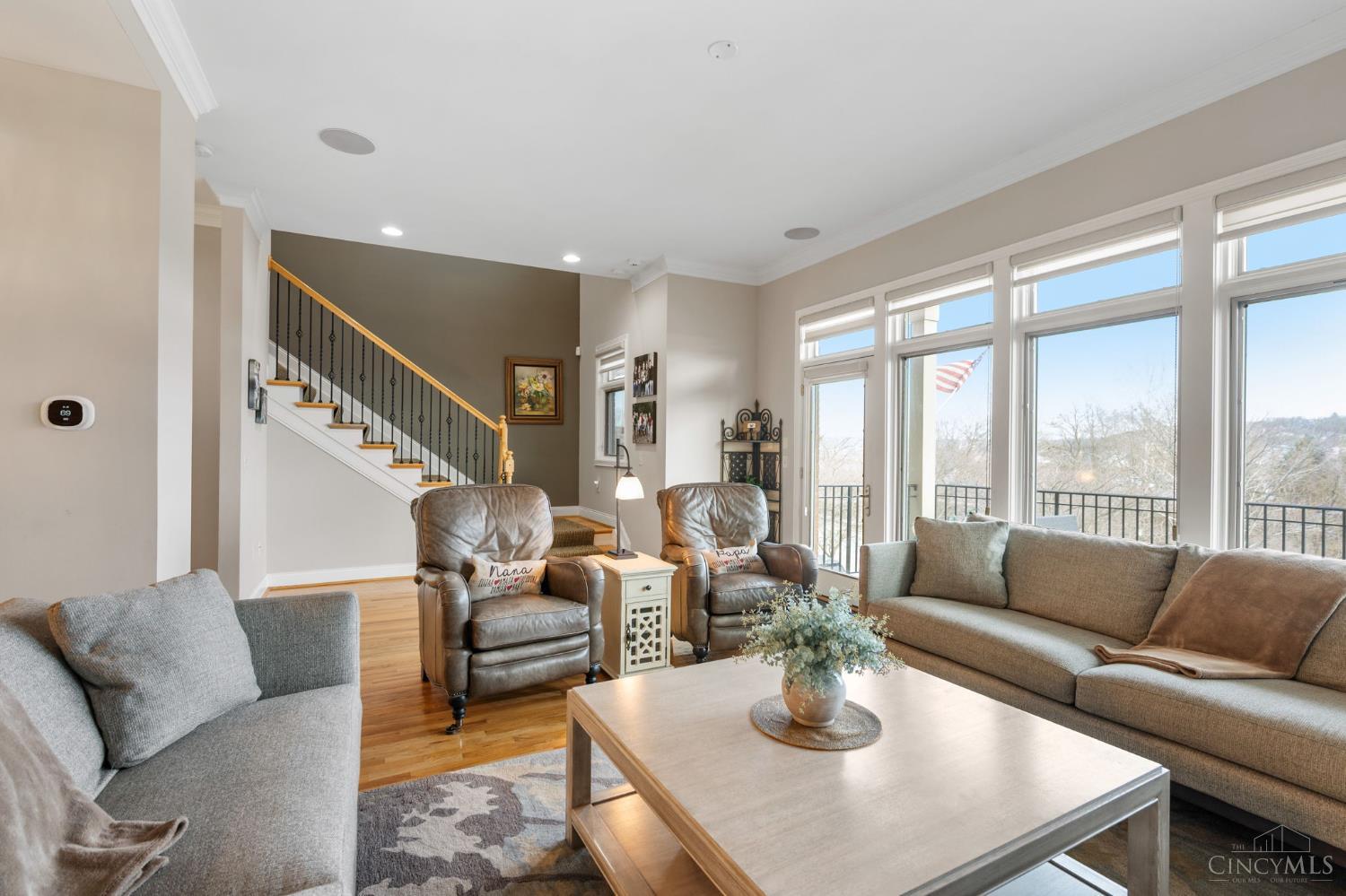 1464 Riverside Drive Cincinnati, OH 45202 - Photo 6 of 58