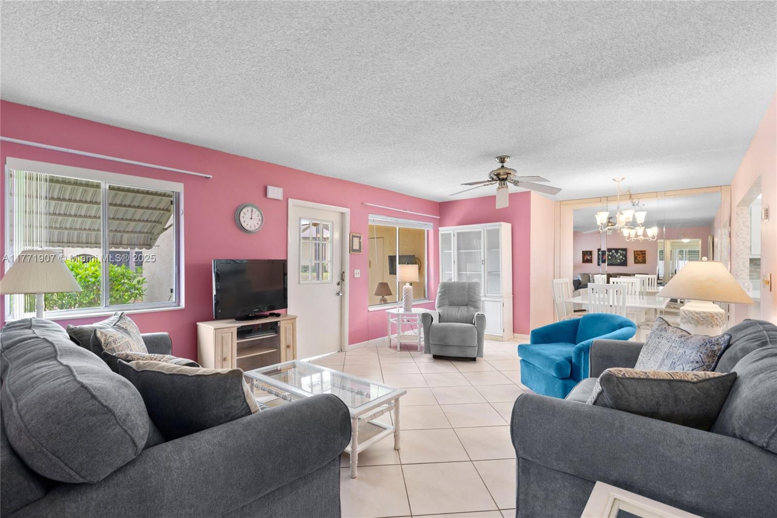 336 Pine Ridge Circle, Unit B1 Greenacres, FL 33463 - Photo 8 of 35