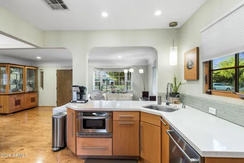 $825,000 | 531 West Vernon Avenue, Phoenix, AZ 85003