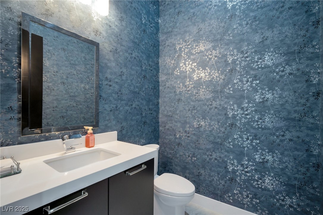 600 Quail Covey Road Henderson, NV 89002 - Photo 19 of 42 Powder room (half bath)