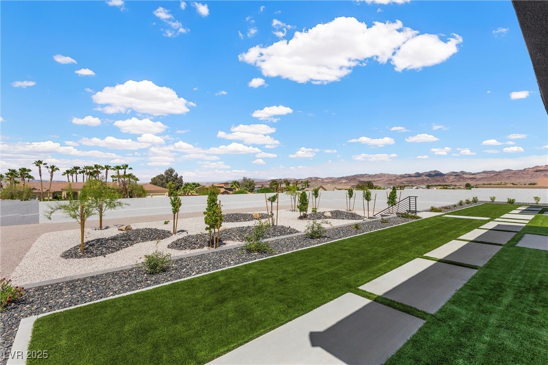 600 Quail Covey Road Henderson, NV 89002 - Photo 22 of 42 Professionally designed backyard landscaping