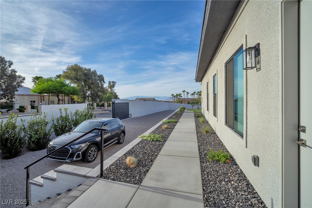 600 Quail Covey Road Henderson, NV 89002 - Photo 5 of 42 View of home's exterior leading entrance to guest quarters