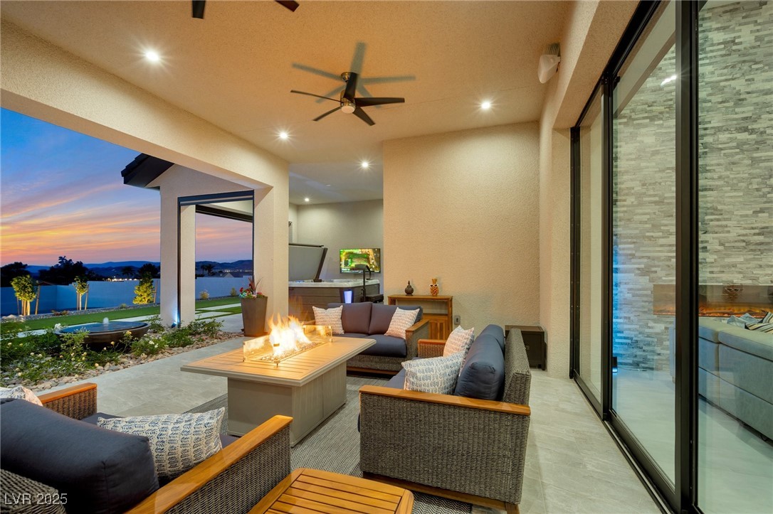 600 Quail Covey Road Henderson, NV 89002 - Photo 8 of 42 Side view of patio off family room