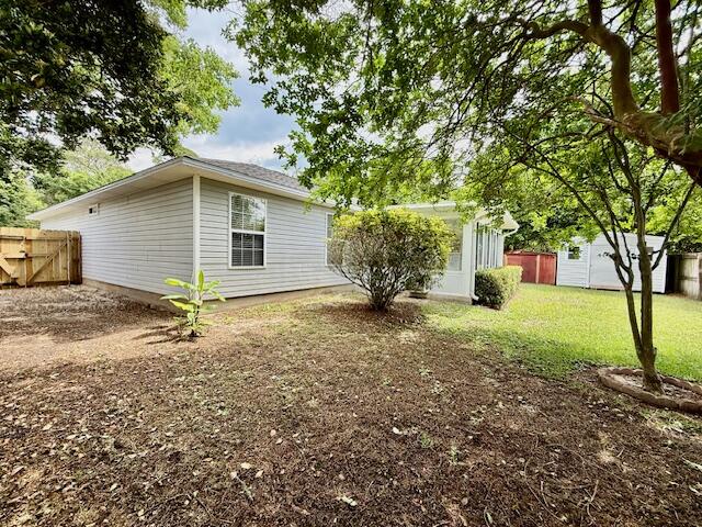 2 Stowe Road Mary Esther, FL 32569 - Photo 39 of 42 Fenced backyard