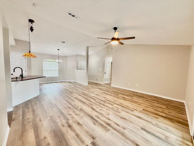 2 Stowe Road Mary Esther, FL 32569 - Photo 6 of 42 Living room