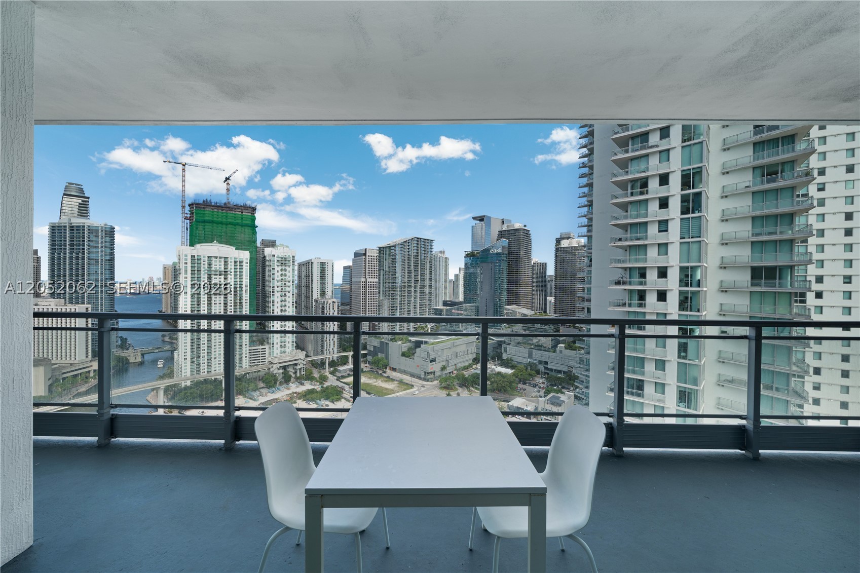 90 Southwest 3rd Street, Unit 3511 Miami, FL 33130 - Photo 13 of 18 Gallery Image 13