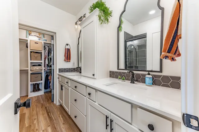 $1,200,000 | 1138 North River Road, Mulvane, KS 67110