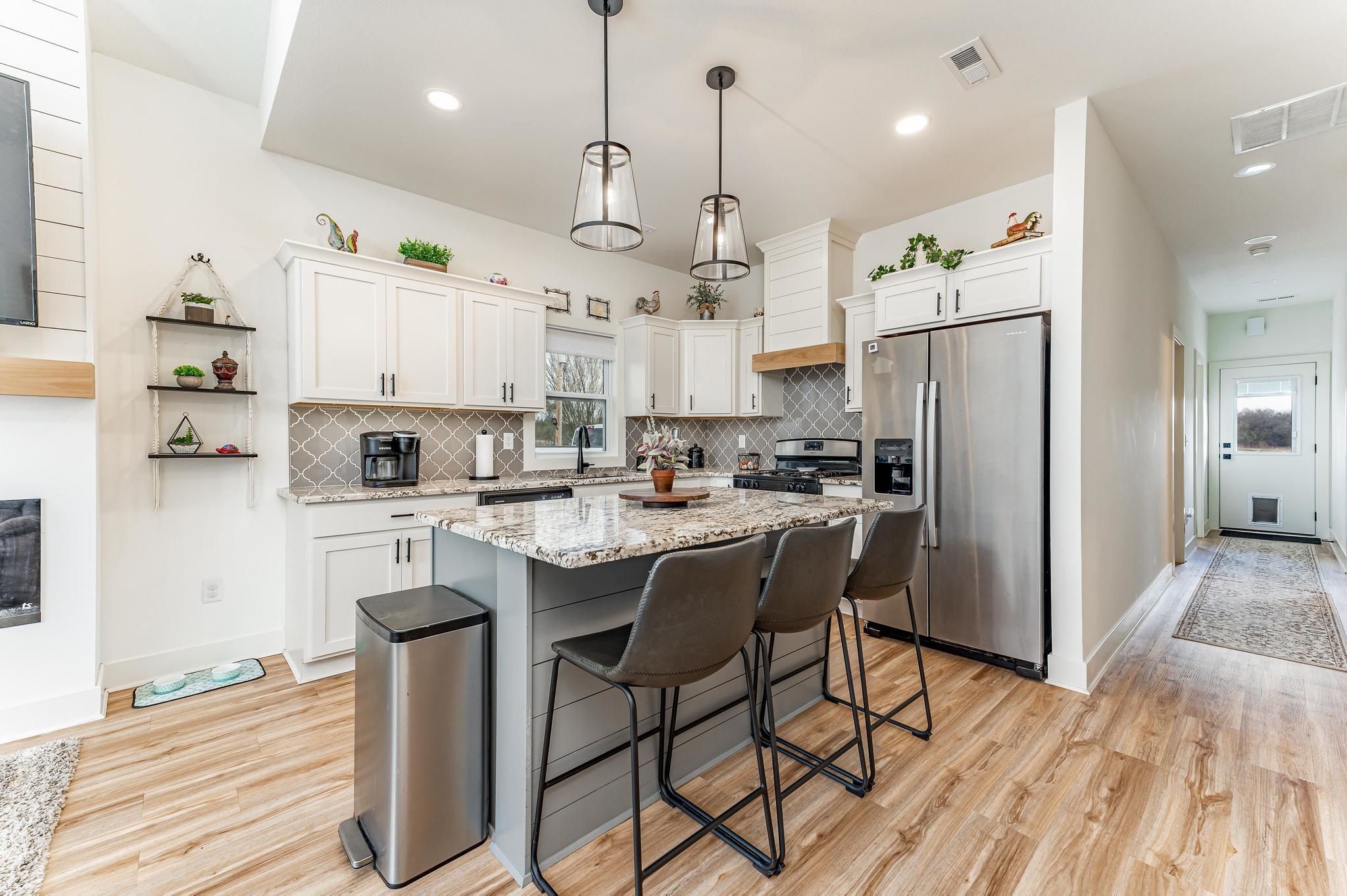 1138 North River Road Mulvane, KS 67110 - Photo 4 of 36