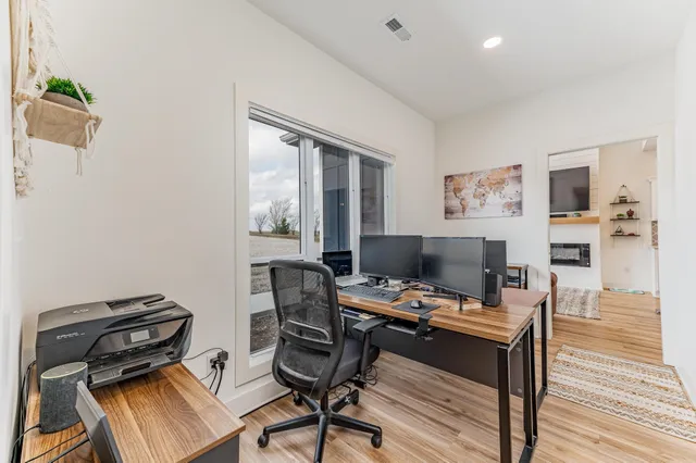 $1,200,000 | 1138 North River Road, Mulvane, KS 67110