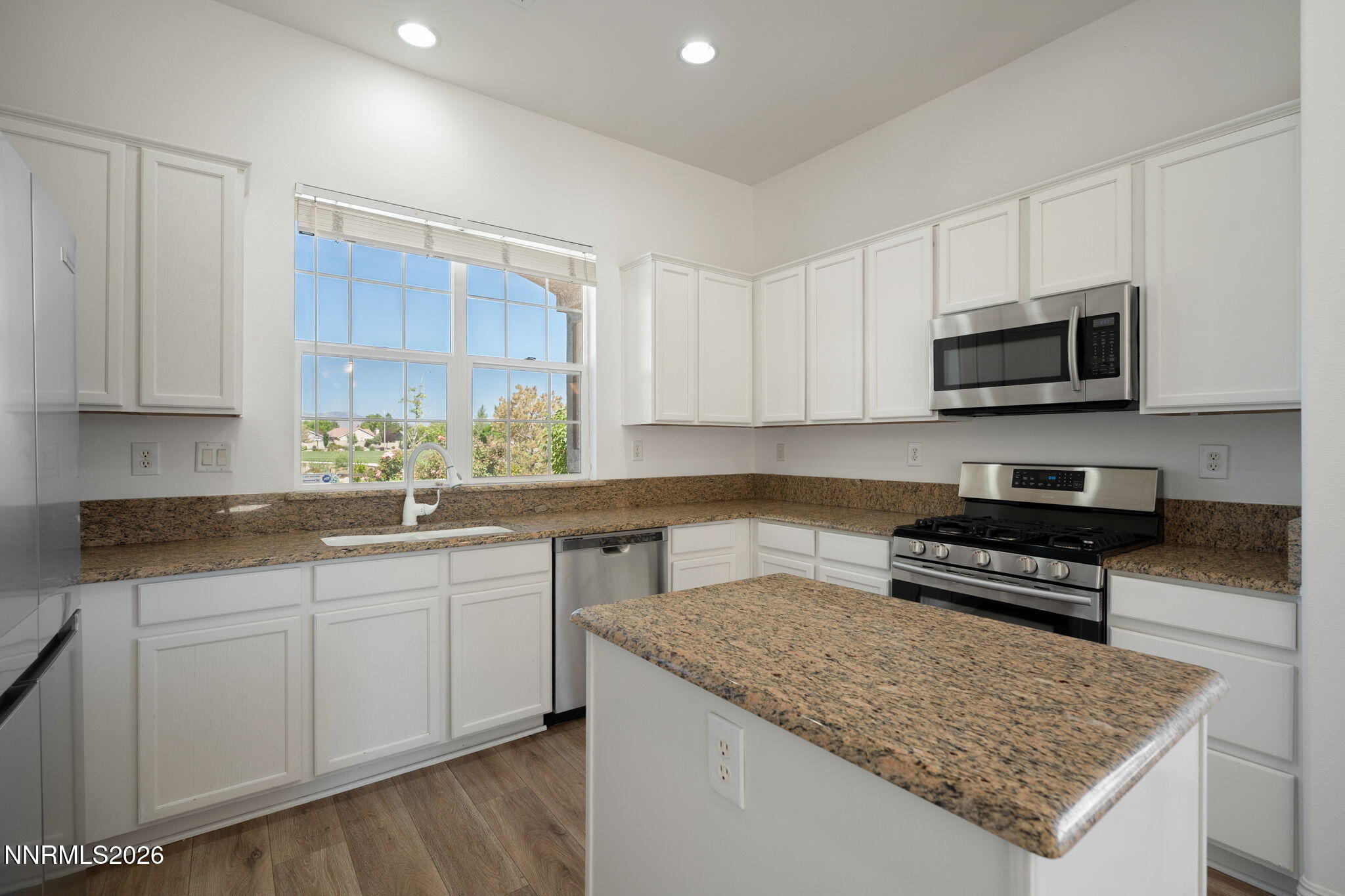 10140 Buckeye Court Reno, NV 89521 - Photo 14 of 52 8-web-or-mls-A7406324