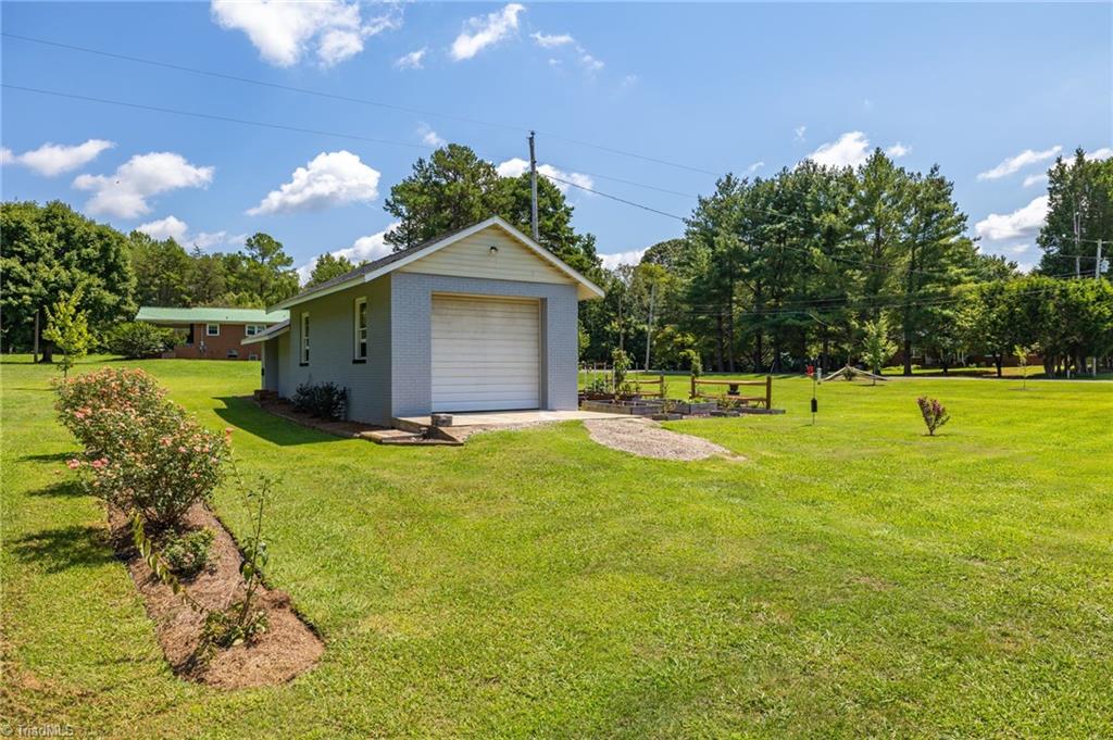 388 Yountz Road Lexington, NC 27292 - Photo 31 of 44 Gallery Image 31