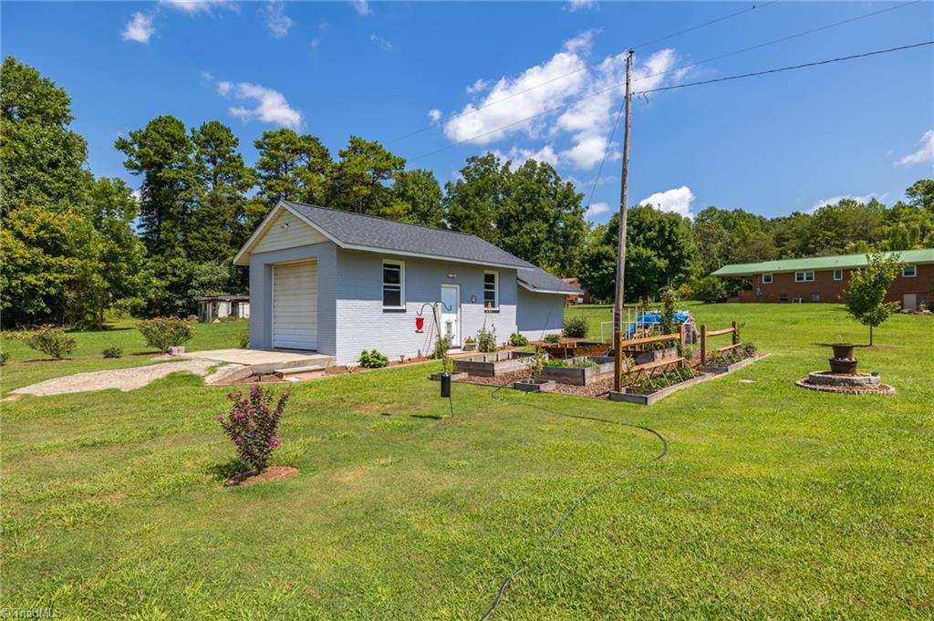 388 Yountz Road Lexington, NC 27292 - Photo 32 of 44 Gallery Image 32