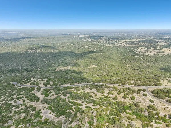 $599,900 | 225 Campfire Trail West, Hunt, TX 78024