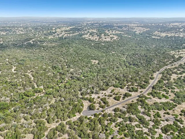 $599,900 | 225 Campfire Trail West, Hunt, TX 78024
