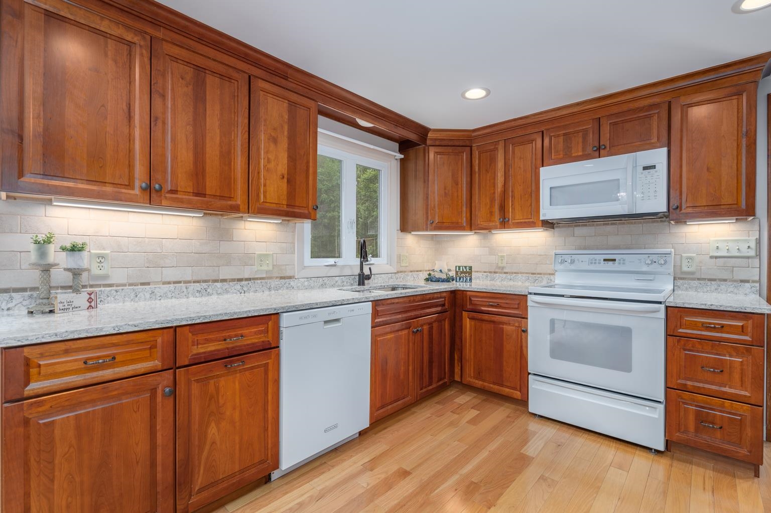 42 Bennett Bridge Road Northwood, NH 03261 - Photo 8 of 46 Gallery Image 8
