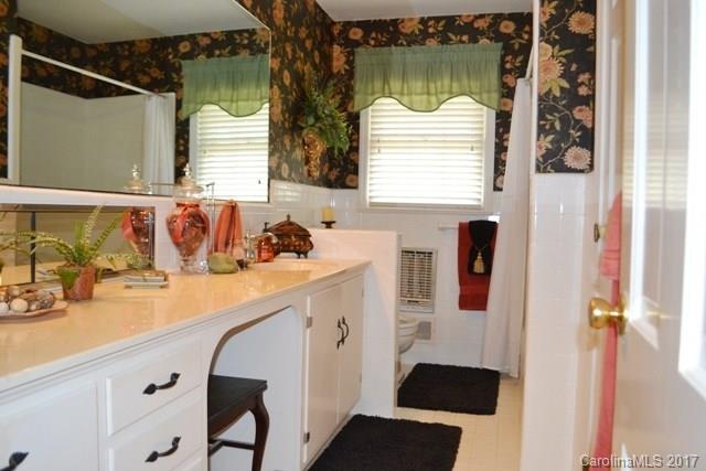 976 Pineview Lakes Road Chester, SC 29706 - Photo 17 of 23 Gallery Image 17