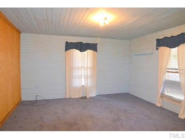 590 Gardner Road Apex, NC 27523 - Photo 6 of 12 Big Living Room