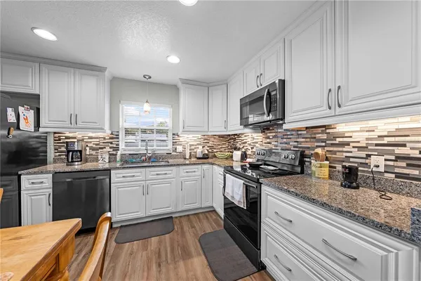 $350,000 | 325 Minnesota Avenue, St. Cloud, FL 34769