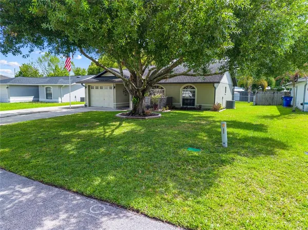 $350,000 | 325 Minnesota Avenue, St. Cloud, FL 34769