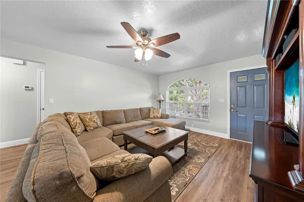 $350,000 | 325 Minnesota Avenue, St. Cloud, FL 34769