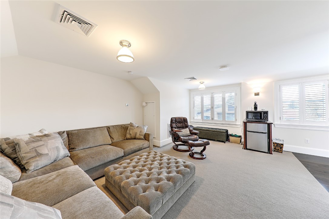 15 Balton Road Providence, RI 02906 - Photo 33 of 50 Gallery Image 33