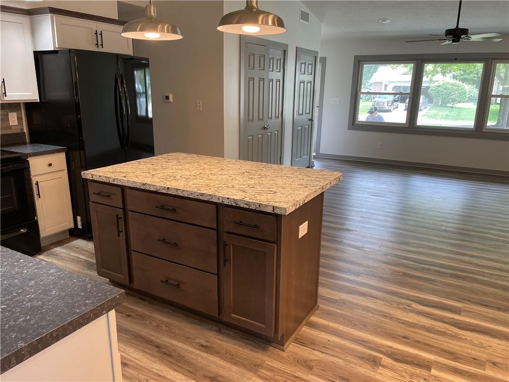 9222 Warwick Road Indianapolis, IN 46240 - Photo 5 of 20