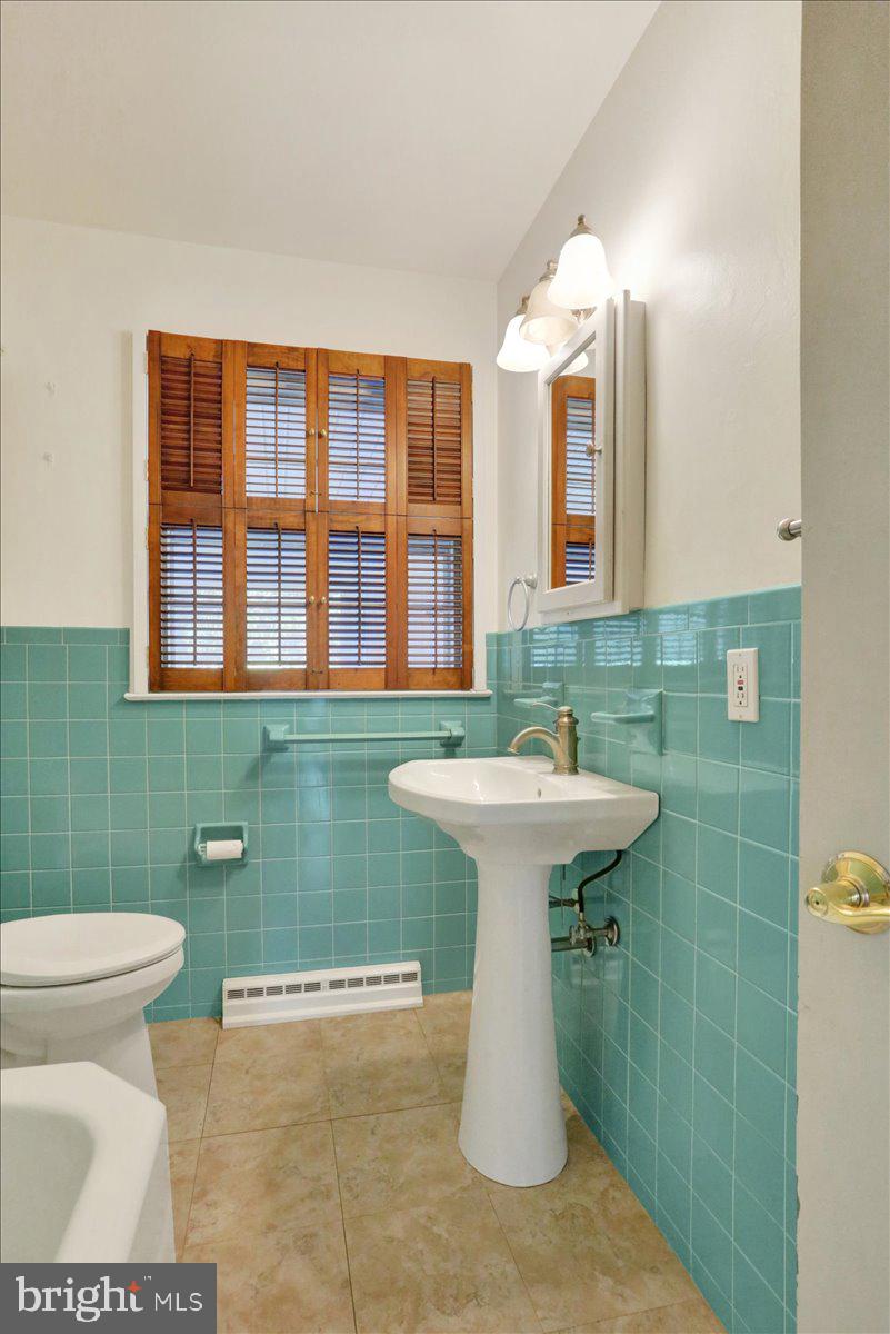 3709 Patton Street Reading, PA 19606 - Photo 21 of 34