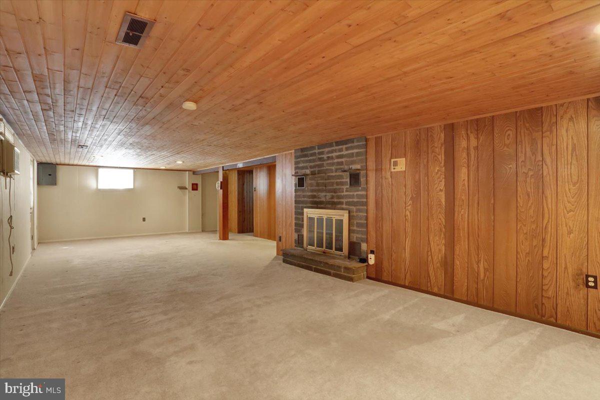 3709 Patton Street Reading, PA 19606 - Photo 24 of 34