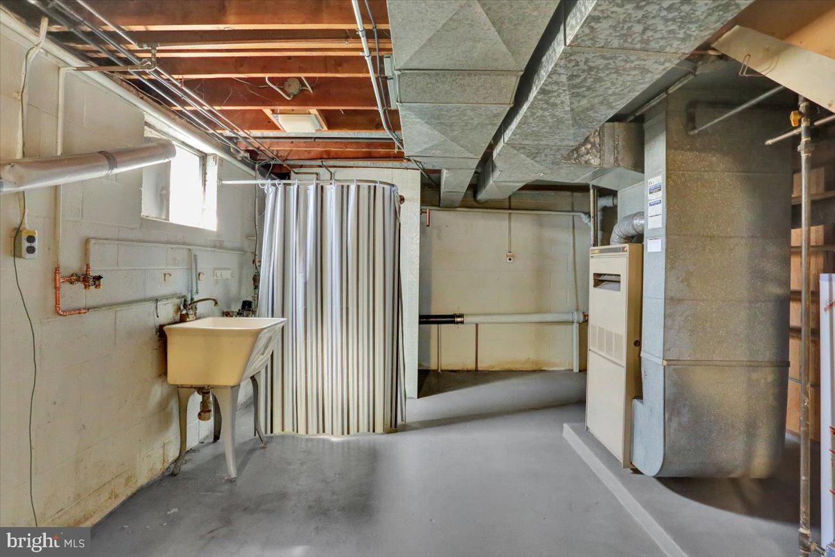 3709 Patton Street Reading, PA 19606 - Photo 28 of 34