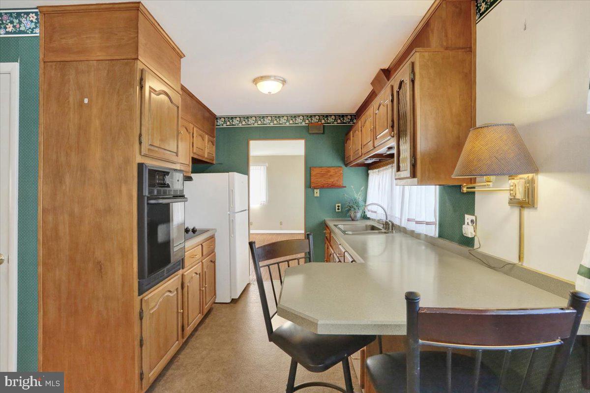 3709 Patton Street Reading, PA 19606 - Photo 9 of 34