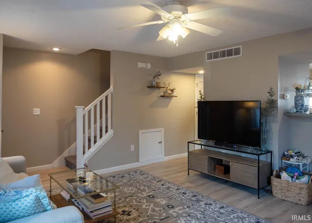 $1,750 | 1323 Cobble Creek Circle, Bloomington, IN 47401