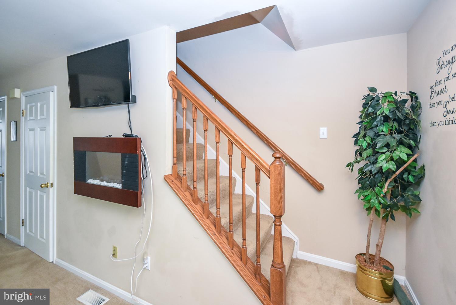 7008 Dew Drop Way Clinton, MD 20735 - Photo 13 of 29 Interior (General)