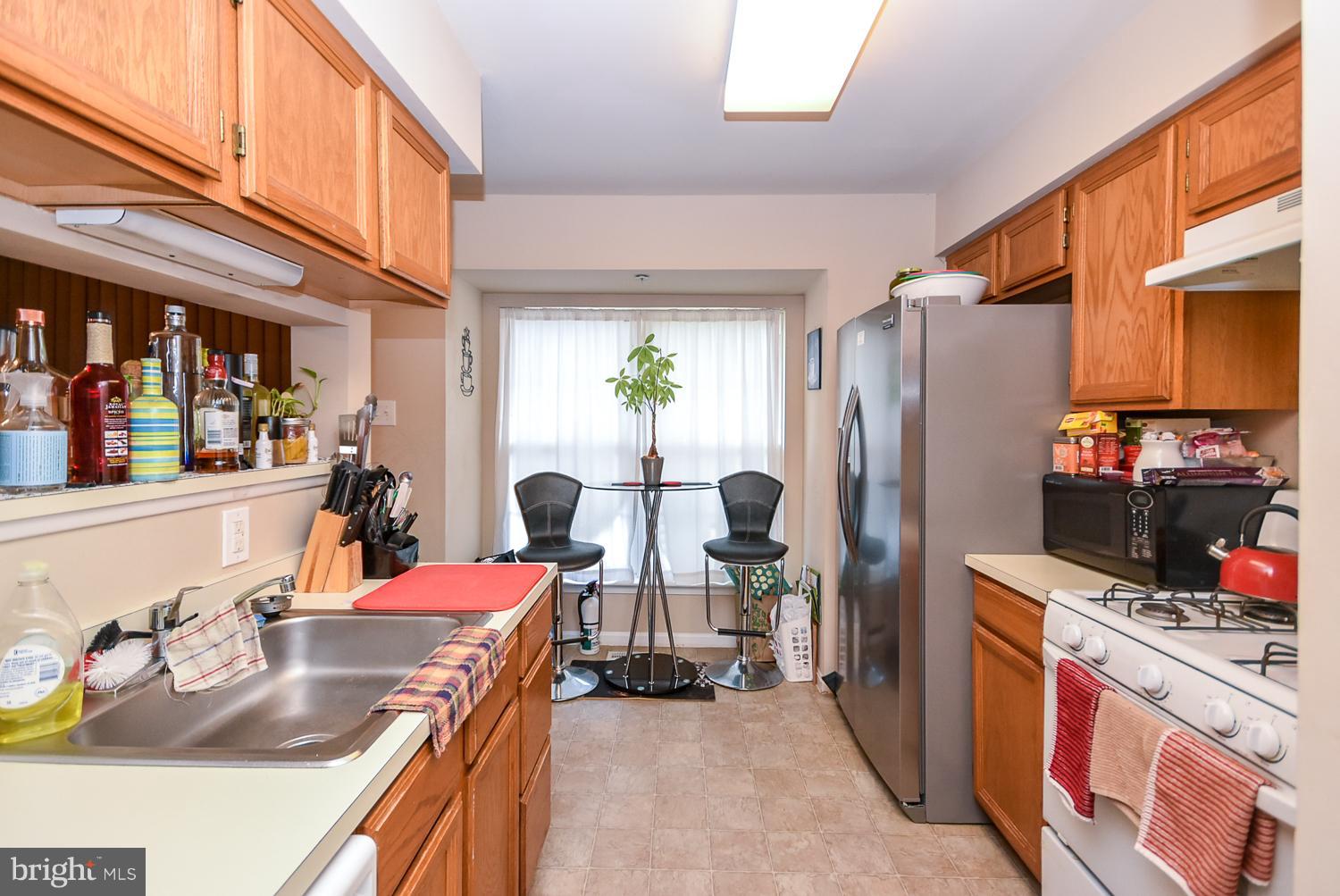 7008 Dew Drop Way Clinton, MD 20735 - Photo 8 of 29 Kitchen