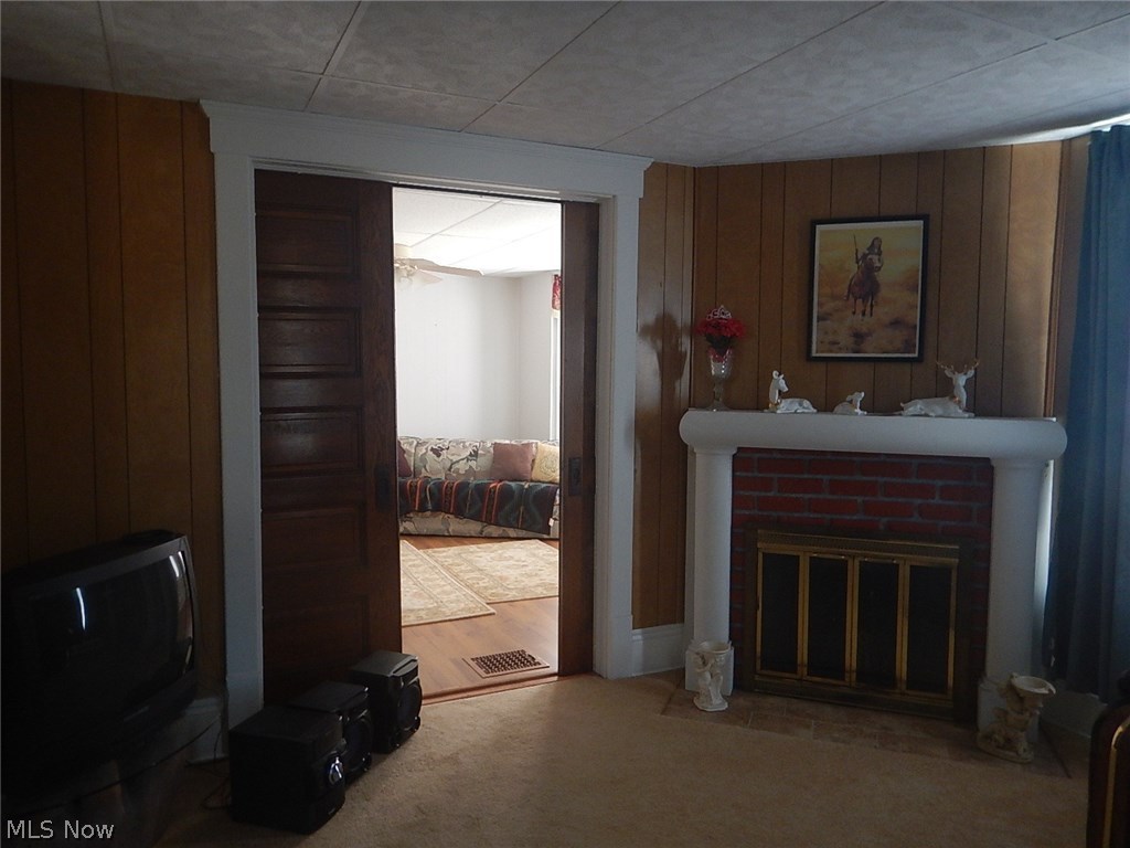 702 Fulton Road Northwest Canton, OH 44703 - Photo 12 of 34
