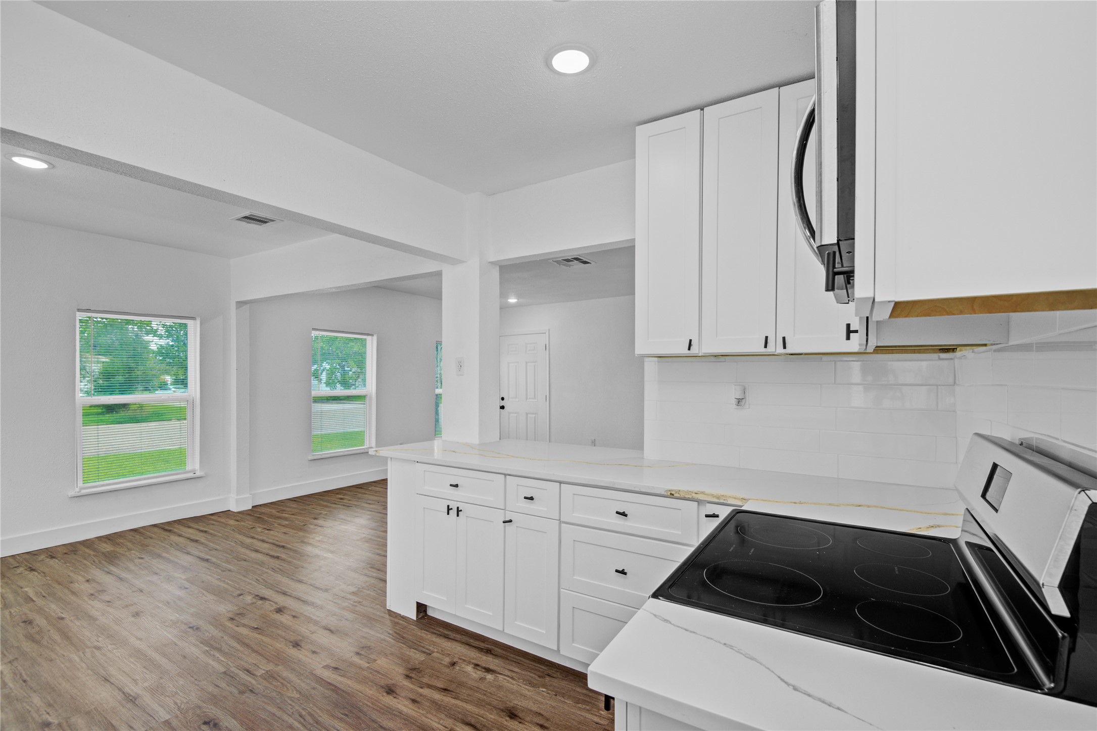 1203 West 6th Street Freeport, TX 77541 - Photo 13 of 35
